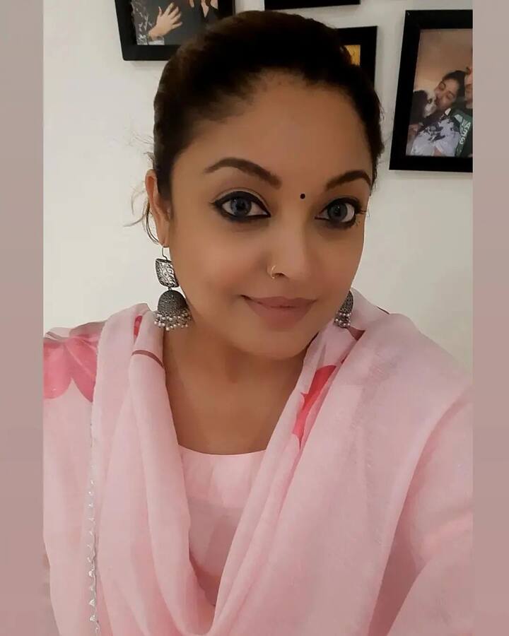 या अभिनेत्रीने आपल्या बोल्ड अभिनयाने सर्वांना वेड लावले होते. (photo:iamtanushreeduttaofficial/ig)