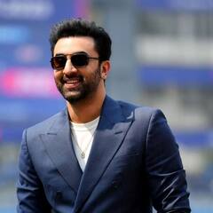 Holi Special: कृति सेनन से लेकर टाइगर श्रॉफ तक....इन सितारों को पसंद नहीं है होली खेलना, रंगों से रहते हैं कोसों दूर