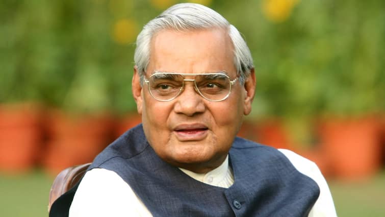 Former PM Atal Bihari Vajpayee lost elections thrice from Lucknow Lok sabha seat Lok Sabha Chunav: यूपी की इस VVIP सीट से तीन बार चुनाव हारे पूर्व पीएम अटल बिहारी वाजपेयी, कांग्रेस का दिखा दबदबा
