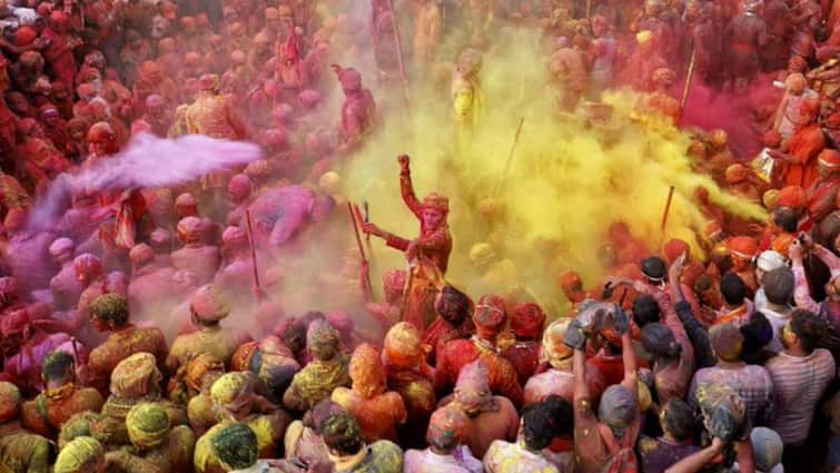 Holi 2024 Special Best Places to Celebrate Holi in India Holi 2024 Special: इन जगहों पर मनाएं होली के त्योहार का जश्न, यादगार बन जाएगा पल