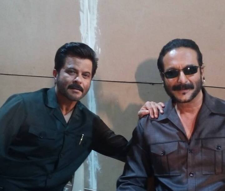 शाहरुख खान आणि काजोलचा 'दिलवाले दुल्हनिया ले जायेंगे' हा सिनेमा 1995 मध्ये थिएटरमध्ये आला होता. (pc:milindgunaji/ig_)