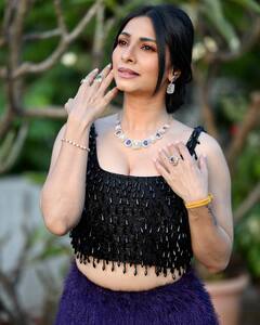 Tanishaa Mukerji : काजोलची बहिण तनीषा मुखर्जीचा बार्बी डॉल लूक; फोटो चर्चेत!