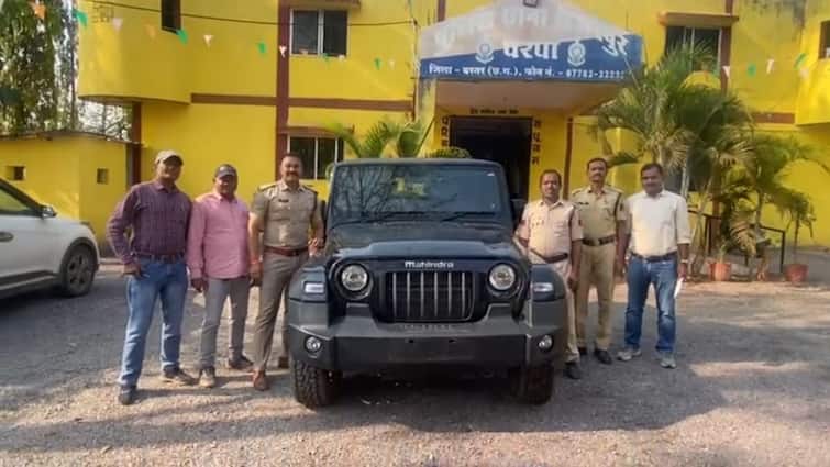 Jagdalpur minor ran away with mahindra thar in the name of test drive police seized ANN टेस्ट ड्राइव के लिए निकलवाई नई थार, स्टाफ बनाता रहा वीडियो और नाबालिग आरोपी कार लेकर हुए फरार