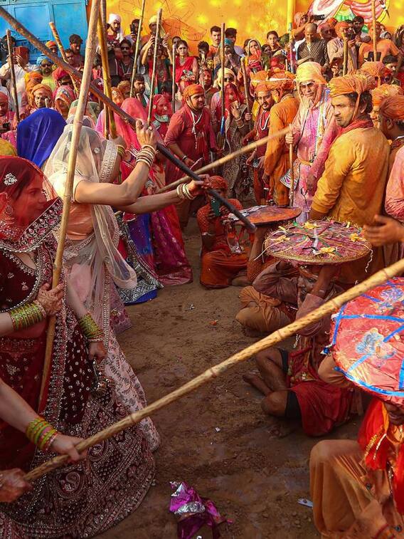 दुनियाभर में मशहूर है बरसाने की लट्ठमार होली