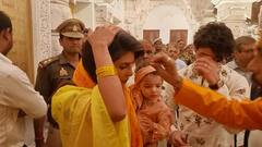 Priyanka Chopra: நடிகை பிரியங்கா சோப்ரா மகளுடன் அயோத்தி ராமர் கோயில் விசிட் - புகைப்பட தொகுப்பு!