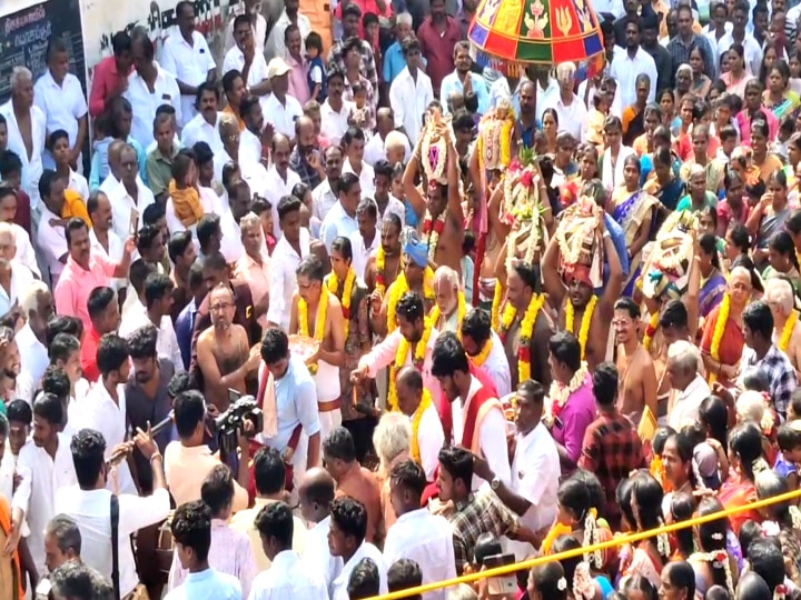 600 ஆண்டுகள் பழமையான ஸ்ரீ ராமச்சந்திர சுவாமி கும்பாபிஷேகம் விழா - ஆயிரக்கணக்கான பக்தர்கள் வழிபாடு