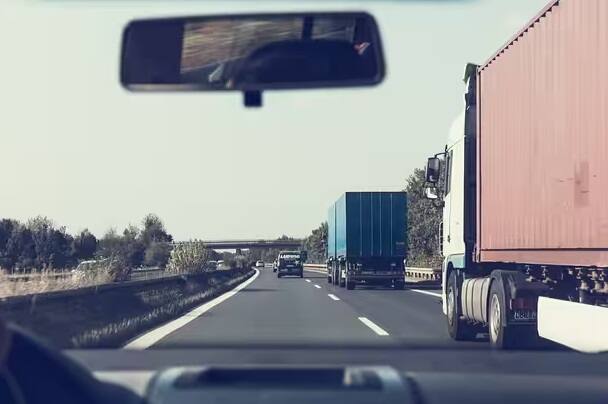 ઘણી વખત લોકોને ફાસ્ટેગને લઈને ફરિયાદો હોય છે, તમને સોશિયલ મીડિયા પર આવા ઘણા પ્રશ્નો જોવા મળશે.