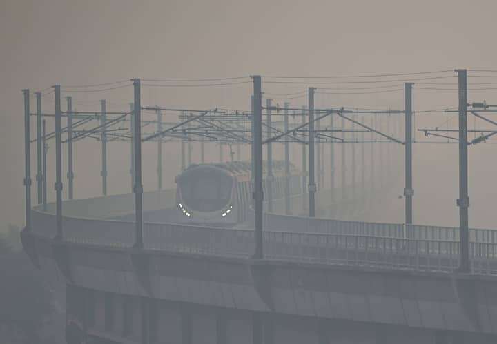 आवेदन करने वाले उम्मीदवारों की उम्र 21 साल से लेकर 28 साल के मध्य होनी चाहिए.