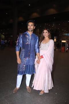 Pulkit Samrat: ਹੱਥਾਂ 'ਚ ਹੱਥ ਪਾਏ ਨਜ਼ਰ ਆਏ ਪੁਲਕਿਤ ਸਮਰਾਟ ਤੇ ਕ੍ਰਿਤੀ ਖਰਬੰਦਾ, ਅਦਾਕਾਰਾ ਨੇ ਫਲੌਂਟ ਕੀਤਾ ਸਿੰਦੂਰ ਤੇ ਲਾਲ ਚੂੜਾ