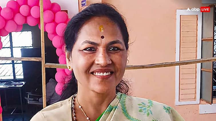 Union Minister Shobha Karandlaje EC Karnataka CEO To Take Action On Model Code of Conduct Violation Trouble Rises For Union Minister Shobha Karandlaje As EC Directs Action Over 'Tamilians Trained...' Remark