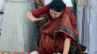 Sasikala: பங்காளிச் சண்டை ஓயும் - அதிமுக ஒன்றிணைந்து தேர்தலைச் சந்திக்கும் – சசிகலாவின் சபதம்!!!