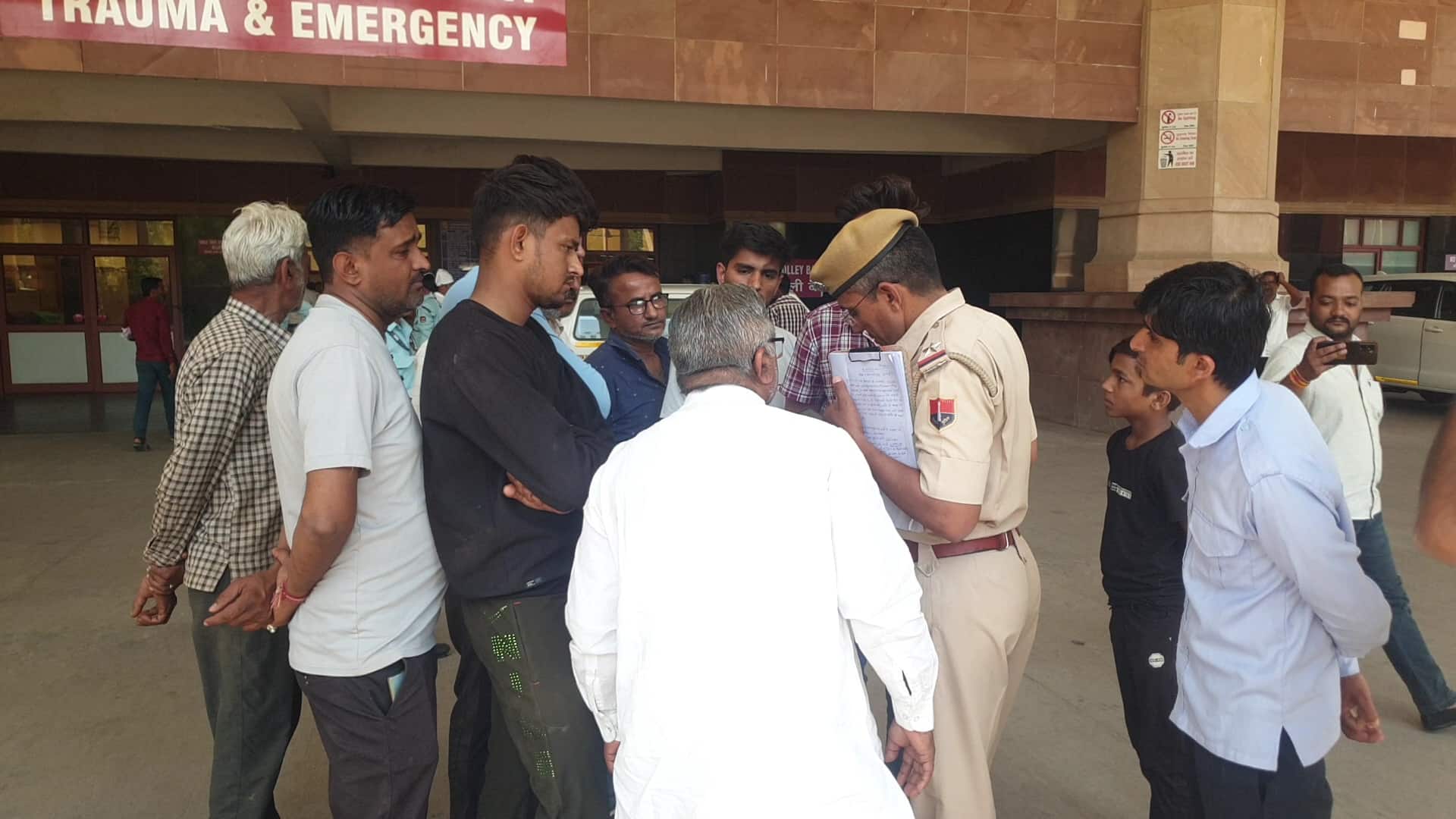 सड़क हादसे में ब्रेन डेड बेटे का परिजनों ने किया अंगदान, चार लोगों को नई जिंदगी देने के लिए बनाया गया ग्रीन कॉरिडोर