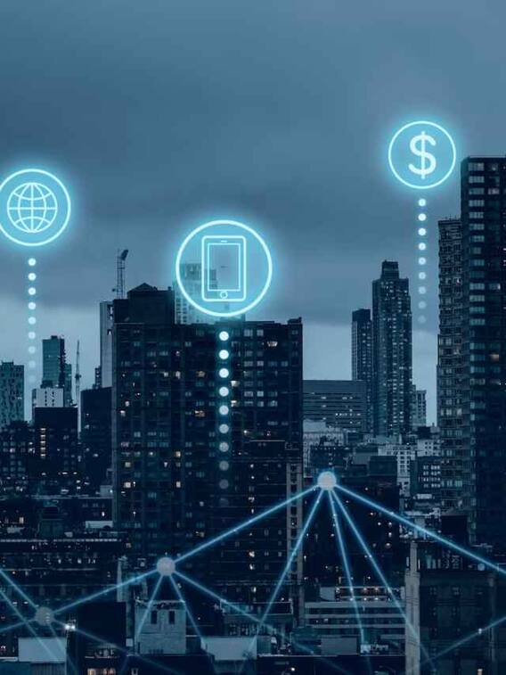 भारत में इंटरनेट कहां से आता है?