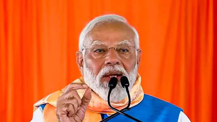 PM Modi On Sanjay Raut Aurangzeb Statement Mention Lok Sabha Election 2024 'आज ही मुझे दी गई 104वीं गाली', संजय राउत ने औरंगजेब से की तुलना तो पीएम मोदी ने साधा निशाना