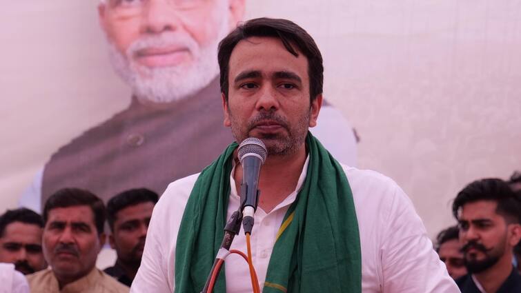 Lok sabha election 2024 Jayant Chaudhary will be seen with PM Narendra Modi baghpat bijnor and meerut lok sabha seat UP Lok Sabha Election 2024: यूपी में चुनावी शंखनाद करेंगे पीएम मोदी, पहली बार मंच पर साथ दिखेंगे जयंत चौधरी