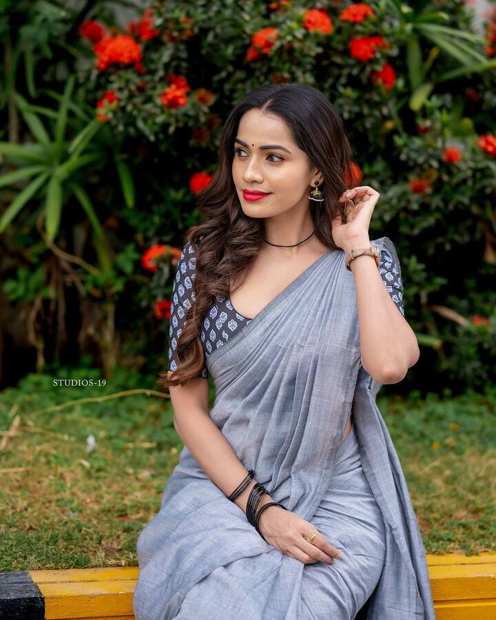 ఇంత సపోర్ట్ దొరికింది..ఇంత ఫాలోయింగ్ పెరిగిందంటే కారణం కార్తీకదీపంలో మోనిత పాత్రే అన్న శోభా శెట్టి...త్వరలోనే కొత్త ప్రాజెక్ట్ గురించి చెబుతానంది