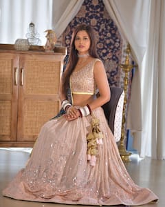 बेटे के जन्म के बाद Daljiet Kaur को लोगों ने दिया था ये ताना, एक्ट्रेस ने अब किया खुलासा