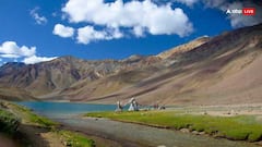Chandratal Lake: हिमाचल की अनोखी झील, जहां रात को आती हैं परियां! जानिए क्या है इस अनोखे जलकुंड का रहस्य