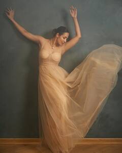 Malaika Arora: बॉलिवूडच्या मुन्नीच्या सिजलिंग अदा; पाहा अद्भुत अन् बोल्ड सौंदर्य!