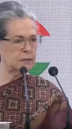 'हमारे अकाउंट जबरदस्ती फ्रीज किए गए' सेनिया का फूटा गुस्सा | abp news