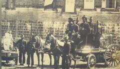 Holi 2024: इंदौर में 20 तोपों की सलामी और फूलों की रस से खेली जाती है होली, दिलचस्प है इतिहास