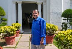 Arvind Kejriwal: कितने पढ़े-लिखे हैं अरविंद केजरीवाल? यहां से की है इंजीनियरिंग