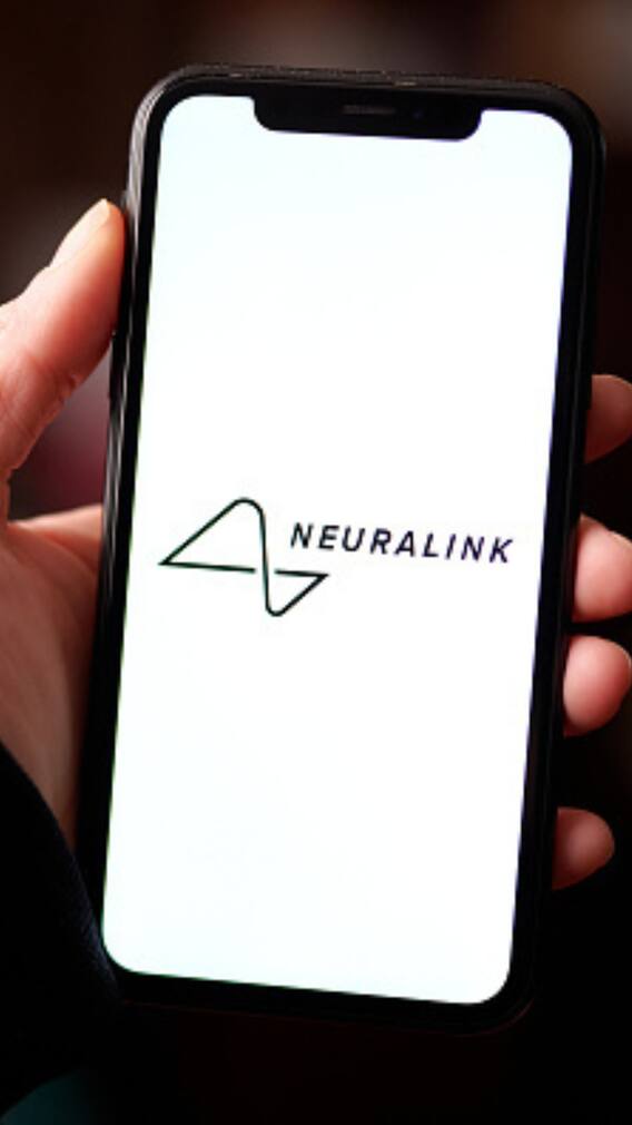 How Elon Musk's Blindsight Can Resolve Sight Issues