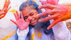 Holi 2024: ચામડીને રાસાયણિક રંગોથી બચાવવી છે તો આ ટિપ્સ અનુસરો, ચહેરાને નહીં થાય નુકસાન