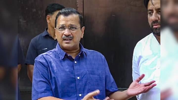 Delhi CM Arvind Kejriwal to be arrested soon ED officials conducts searches at his house Big Breaking: டெல்லி முதலமைச்சர் அரவிந்த் கெஜ்ரிவால் கைது.. தேசிய அரசியலில் பரபரப்பு!