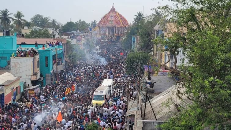 Lakhs of people participated in Tiruvarur Chariot festival held on today Thiruvarur: ஆரூரா, தியாகேசா.. கோலாகலமாக நடைபெற்ற திருவாரூர் ஆழித்தேரோட்டம்..!
