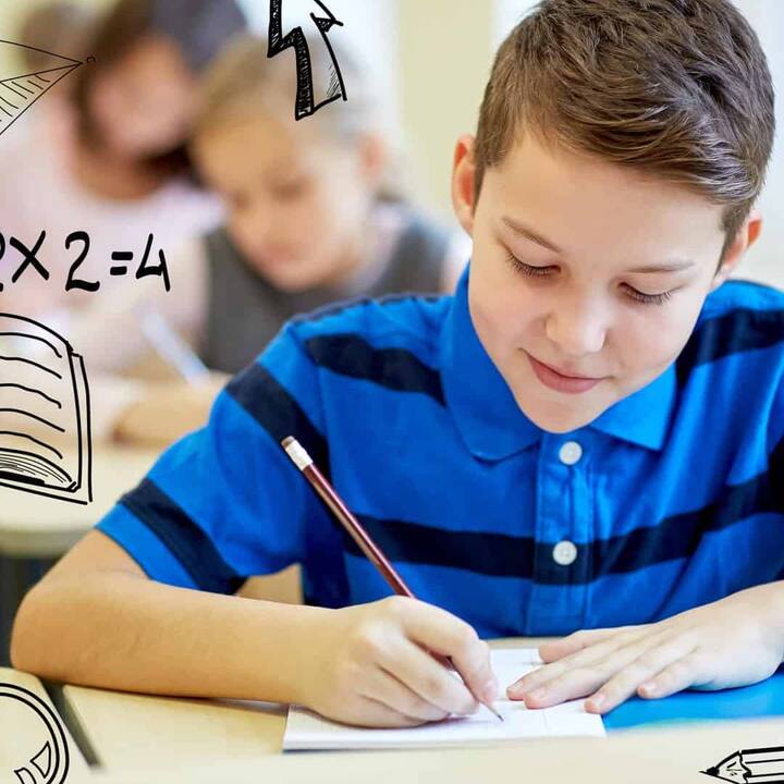 ਬੱਚਿਆਂ ਨੂੰ ਹਰ ਸਮੇਂ ਪੜ੍ਹਨ ਲਈ ਨਾ ਕਹੋ, ਇਸ ਨਾਲ ਉਨ੍ਹਾਂ ਦੇ ਮਨ ਵਿੱਚ ਪੜ੍ਹਾਈ ਦਾ ਡਰ ਪੈਦਾ ਹੁੰਦਾ ਹੈ। ਉਸ ਨੂੰ ਸਮੇਂ ਸਿਰ ਅਧਿਐਨ ਕਰਨ ਲਈ ਉਤਸ਼ਾਹਿਤ ਕਰੋ। ਜੇ ਹੋ ਸਕੇ, ਤਾਂ ਉਸ ਸਮੇਂ ਉਸ ਨੂੰ ਸਮਾਂ ਦਿਓ ਅਤੇ ਸਿੱਖਣ ਲਈ ਉਸ ਦੇ ਯਤਨਾਂ ਦੀ ਤਾਰੀਫ਼ ਕਰੋ।