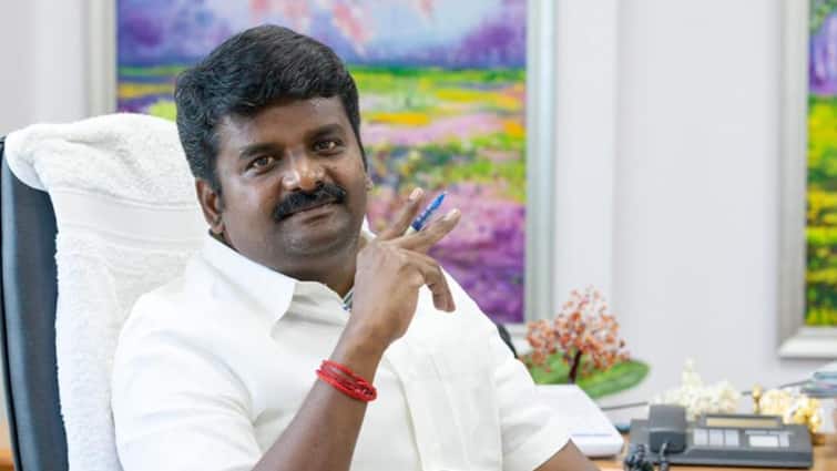 C Vijayabhaskar ED Raids Vijaya Bhaskar Enforcement Directorate Premises Linked To Ex-Health Minister Lok Sabha Election Tamil Nadu ED Raids Premises Linked To Ex-Health Minister C Vijayabaskar In Tamil Nadu