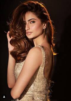 Palak Tiwari: ਸ਼ਾਰਟ ਡਰੈੱਸ ‘ਚ ਪਲਕ ਤਿਵਾਰੀ ਨੇ ਮਚਾਈ ਤਬਾਹੀ, ਸ਼ਾਨਦਾਰ ਲੁੱਕ ਨੇ ਫੈਨਜ਼ ਨੂੰ ਕੀਤਾ ਦੀਵਾਨਾ