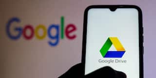 Google Drive News : Google अलर्ट! कोट्यवधी यूजर्सना पोहोचू शकतो धोका; चुकूनही 'या' चुका करू नका