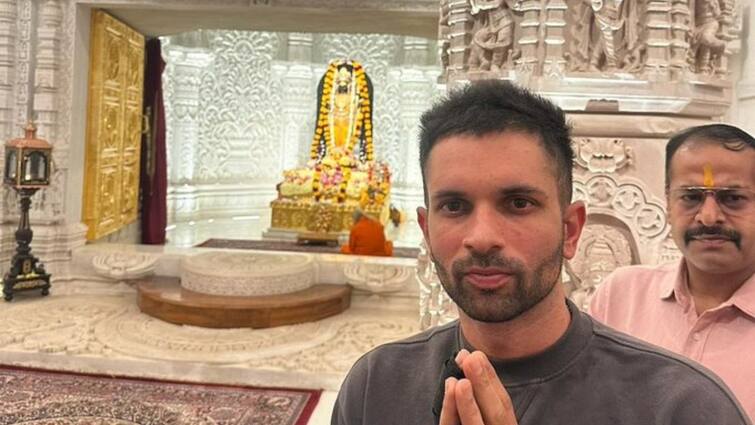 Keshav Maharaj ने अयोध्या के राम मंदिर में की पूजा अर्चना, फोटो वायरल