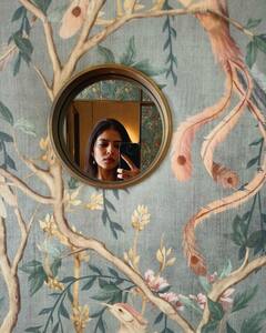 Malavika Mohanan Photos : மிரர் செல்ஃபி எடுத்து ரசிகர்களை மயக்கும் மாளவிகா மோகனன்!