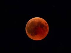 Chandra Grahan 2024: હોળી પર ચંદ્રગ્રહણના કારણે આ રાશિના જાતકને  થશે ફાયદો, મળશે અપાર સફળતા