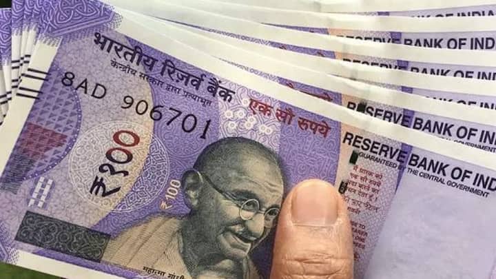 अभी टिकट बुक कर रहे हो तो आप इस बात का खास ख्याल रखें. कि आपके यहां इंटरनेट तेज स्पीड वाला होना चाहिए. अगर बीच में कनेक्शन टूटता है तो टिकट बुक नहीं हो पाएगी.