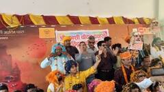 Kashi Holi 2024: पीएम मोदी से लेकर राहुल गांधी तक, काशी में इन नेताओं की तस्वीर के साथ खेली गई होली