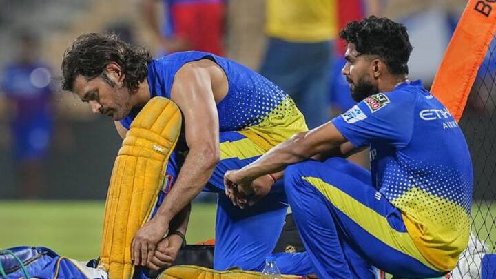 তাঁর বদলে সিএসকের মসনদে বসলেন তরুণ রুতুরাজ গায়কোয়াড়। অধিনায়ক হিসাবে তাঁর পরিসংখ্যান কেমন?