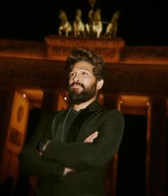 Holi 2024: रश्मिका से लेकर अल्लू अर्जुन तक इन साउथ स्टार्स की फेवरेट है होली , खूब धूम-धाम से मनाते हैं रंगों का त्योहार