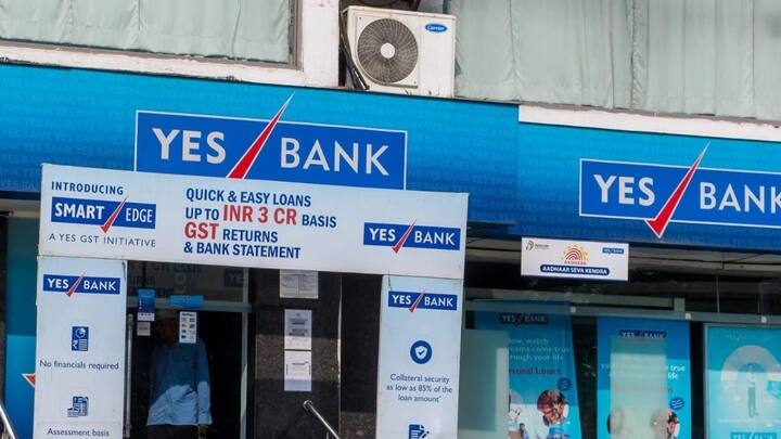 यस बैंक में पर्सनल लोन का ऑफर 10.99 फीसदी की कम से कम ब्याज दर से शुरू हो रहा है.