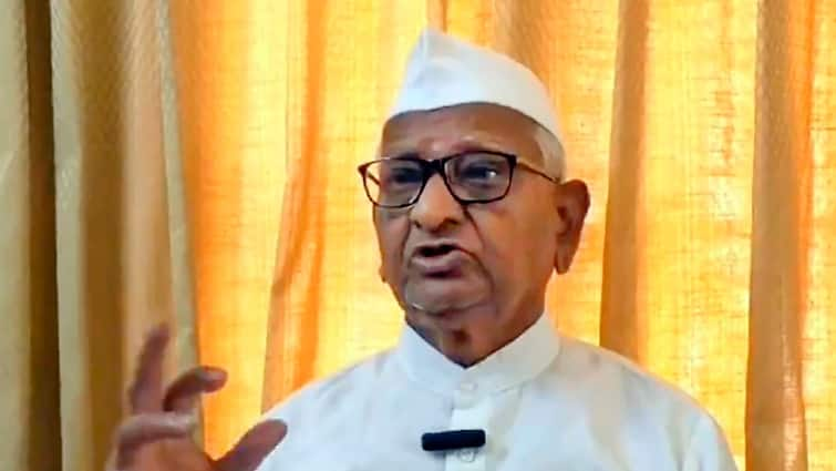 ‘As a result of Of His Personal Deeds’: Anna Hazare Reacts To CM Arvind Kejriwal’s Arrest