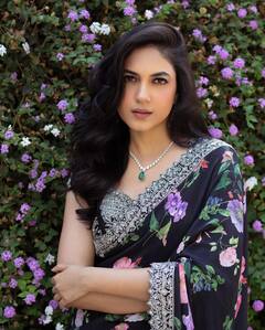 Ritu Varma: బ్లాక్ శారీలో రీతూ వర్మ- చూపులతోనే చంపేస్తోందిగా!