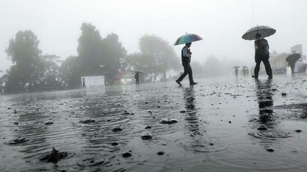 Rain alert issued for Haryana, Punjab including states Weather Update: ਪੰਜਾਬ ਸਣੇ 14 ਸੂਬਿਆਂ 'ਚ ਮੀਂਹ ਦਾ ਅਲਰਟ, 3 'ਚ ਬਰਫਬਾਰੀ; ਜਾਣੋ ਆਉਣ ਵਾਲੇ ਦਿਨਾਂ 'ਚ ਕੀ ਰਹੇਗੀ ਮੌਸਮ ਦੀ ਸਥਿਤੀ