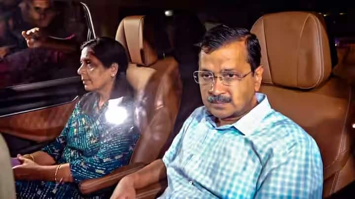 CM Arvind Kejriwal  Wife Sunita  first statement on CM Arvind Kejriwal  after arrest to what she  she said Arvind Kejriwal Arrest: CM  અરવિંદ કેજરીવાલની ધરપકડ પર પત્નીનું પહેલું નિવેદન,  કહ્યું આ  દિલ્હીના લોકો...