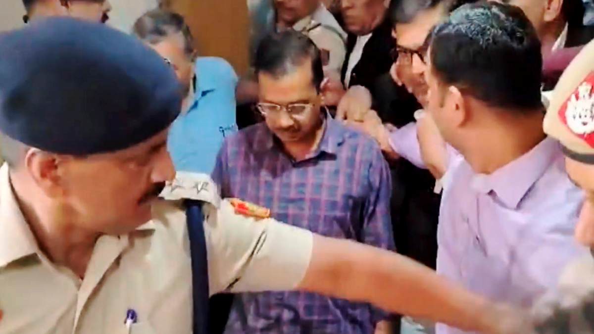 Arvind Kejriwal Arrest: அரவிந்த் கெஜ்ரிவால் கைது: முதலமைச்சர் மு.க.ஸ்டாலின், ராகுல் காந்தி உள்ளிட்ட தலைவர்கள் கண்டனம்!