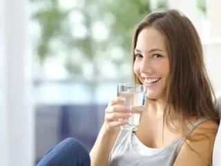 Health Alert :શું અતિશય પાણીનું સેવન, કિડનીને કરી શકે છે ડેમેજ? જાણો શું કહે છે એક્સ્પર્ટ