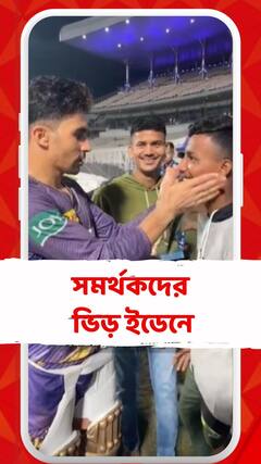 গুরবাজ়ের কাছে গ্লাভসের আব্দার দুই কিশোরের