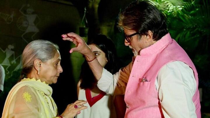 अमिताभ बच्चन के घर होने वाली होली पार्टी की रौनक कुछ ऐसी होती थी कि हर कोई इस पार्टी में एक बार जरूर शामिल होना चाहता था.